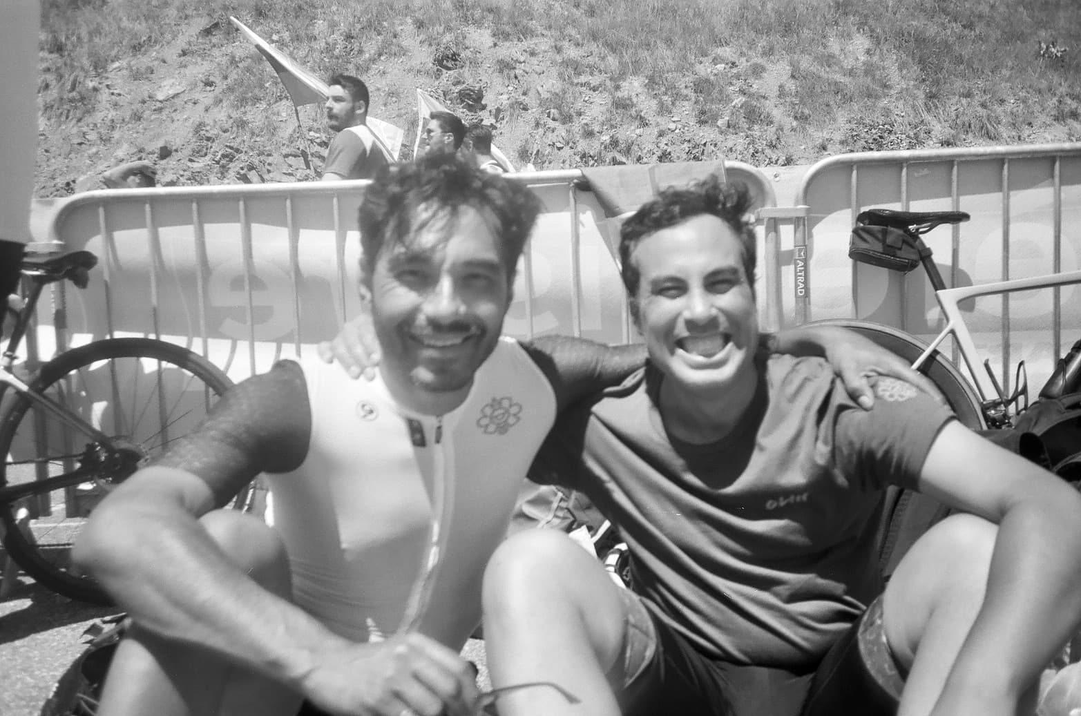 Augusto and Rodrigo — Olin founders at the roadside of the Tour